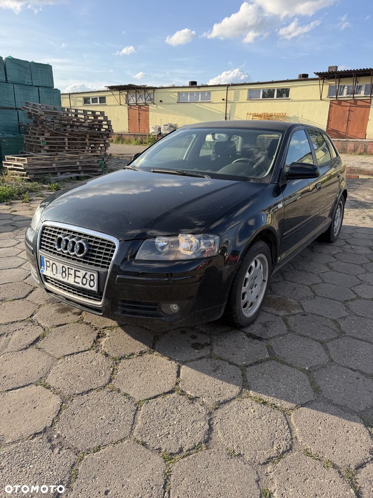 Audi A3 Sportback - 1