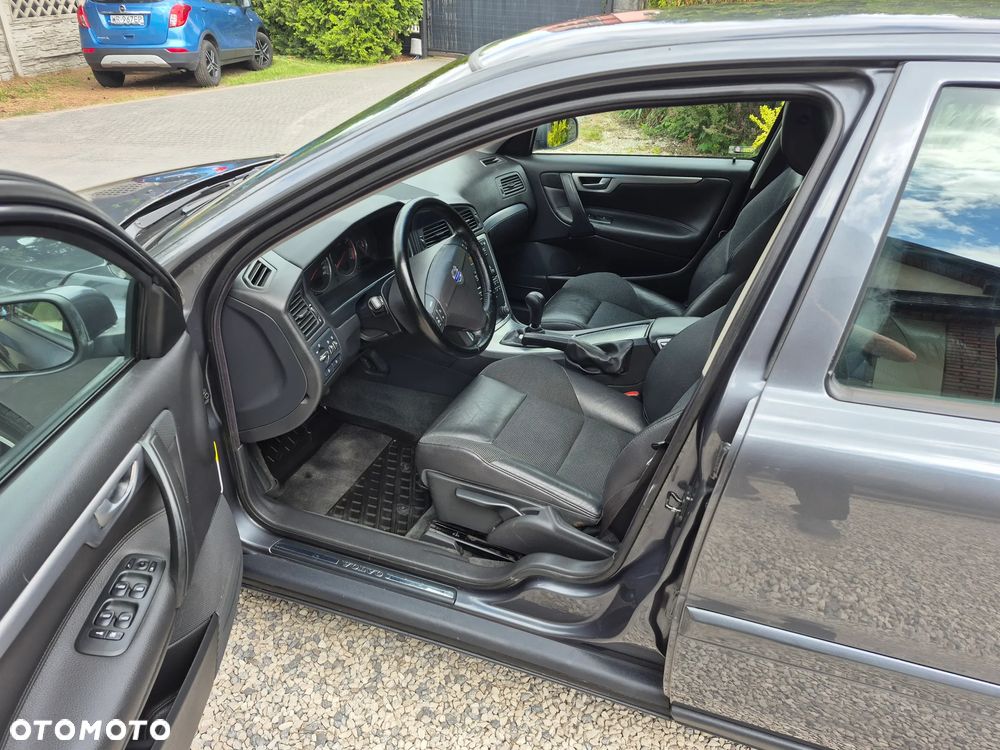 Volvo S60 2.4 Momentum - 10
