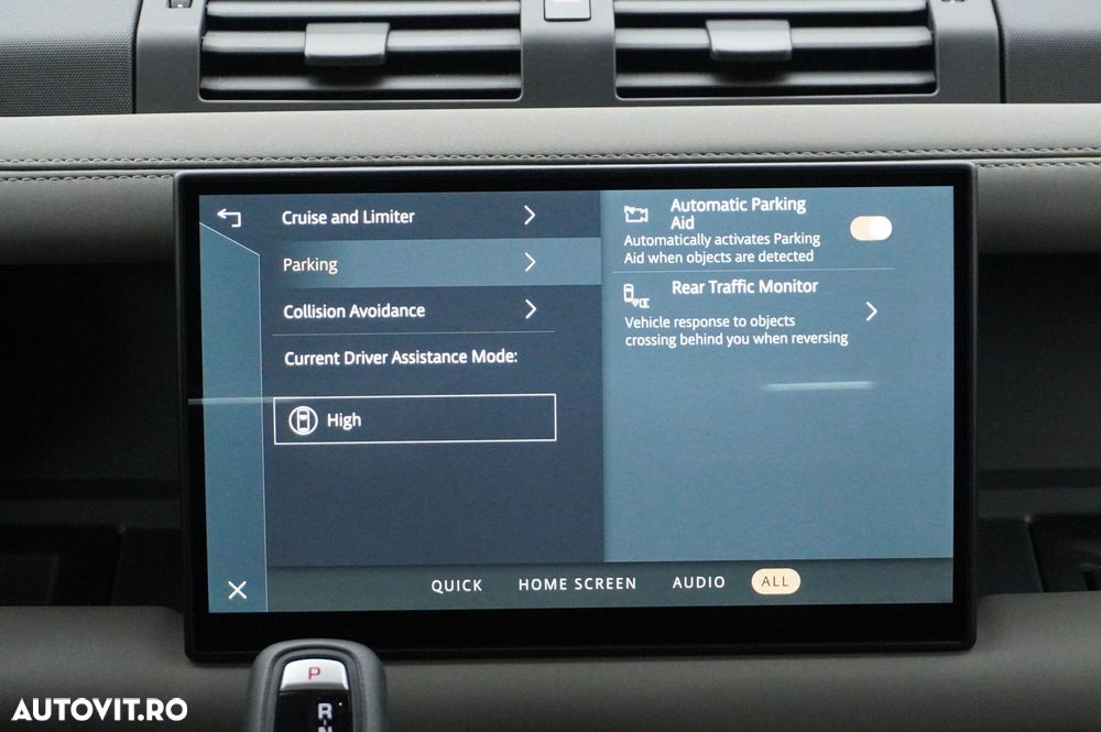 Land Rover Defender 110 3.0D 250 MHEV Hard Top X-Dynamic SE - 35