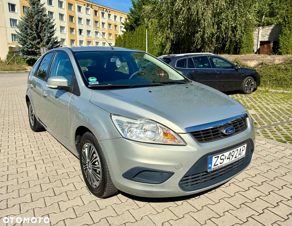 Ford Focus 1.6 Ambiente - 1