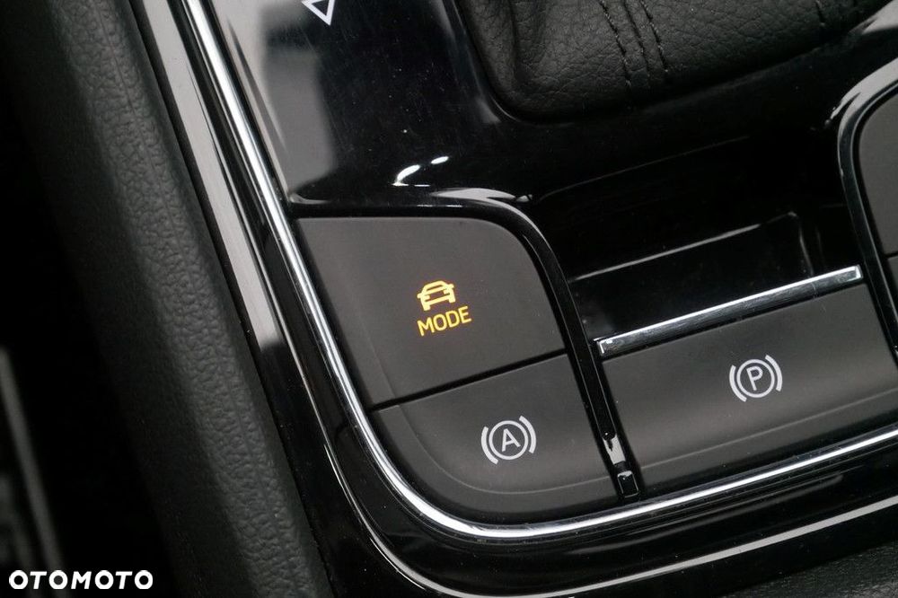 Skoda Karoq 1.5 TSI ACT Selection DSG - 21