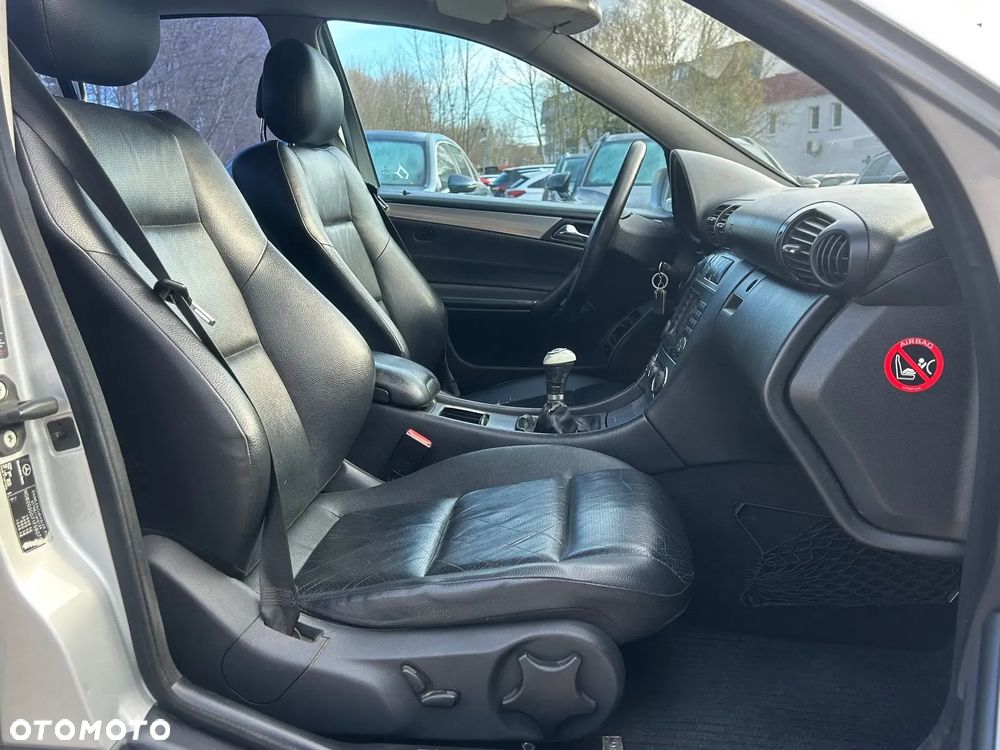 Mercedes-Benz Klasa C 200 T CDI Avantgarde - 18