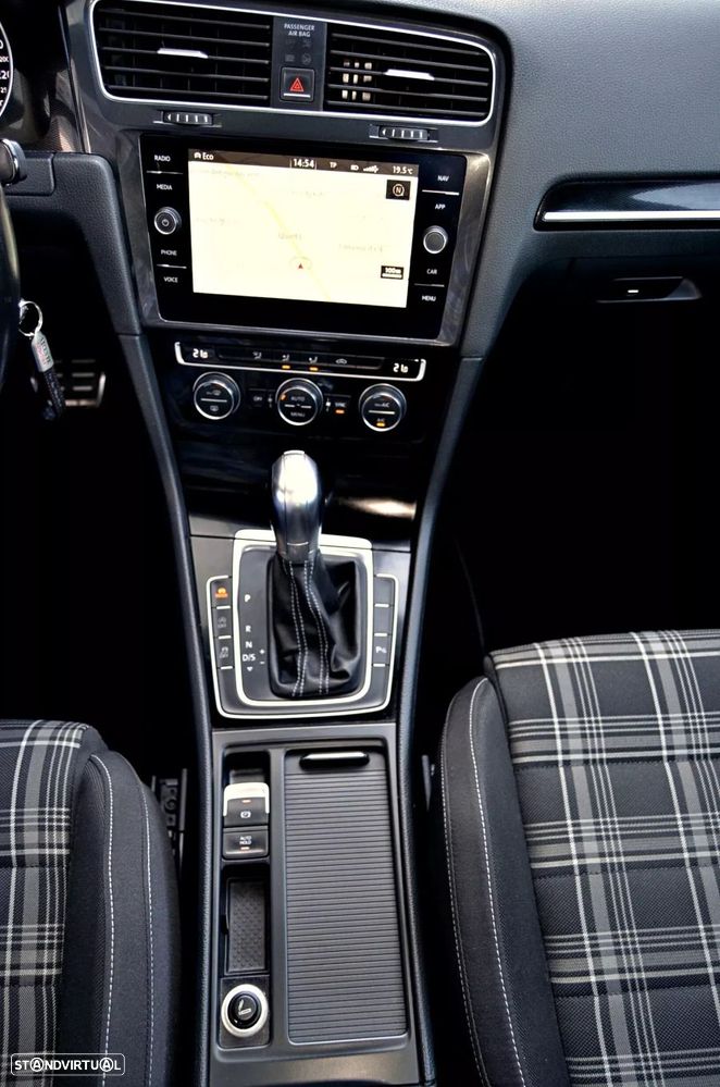 VW Golf Variant - 17