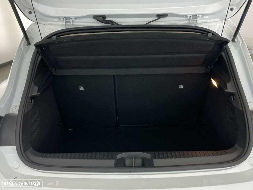Renault Clio 1.0 TCe Evolution Bi-Fuel — fotografia 13