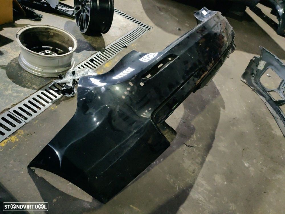 Parachoques Trás / Para Choques Traseiro Nu Bmw 7 (F01, F02, F03, F04) - 2