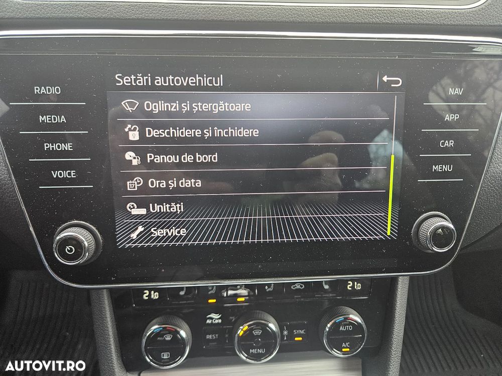 Skoda Superb 2.0 TDI DSG Ambition - 14