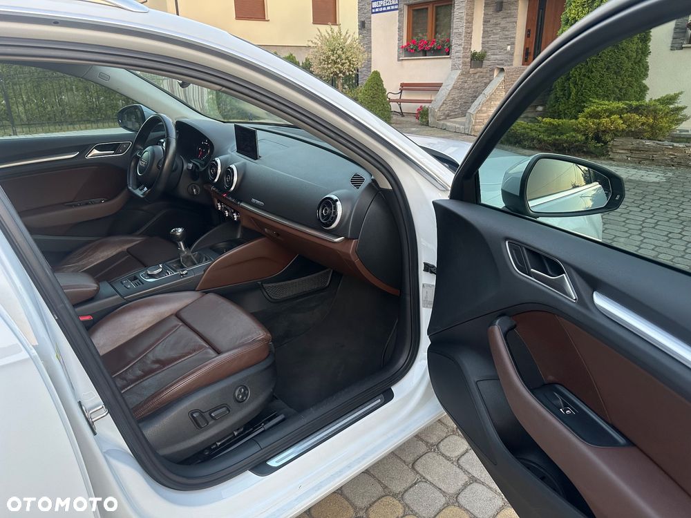 Audi A3 Sportback 2.0 TDI quattro Ambition - 15
