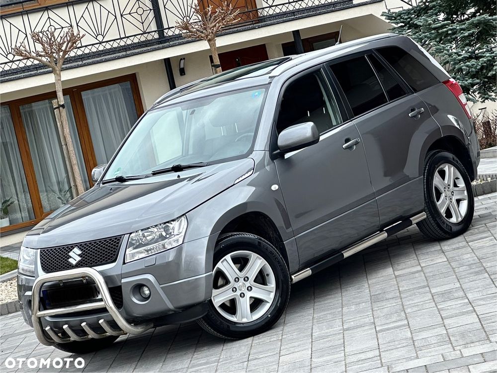 Suzuki Grand Vitara 2.0 De luxe - 1