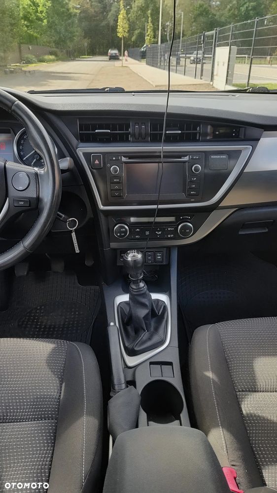 Toyota Auris 1.4 D-4D Premium Comfort - 15