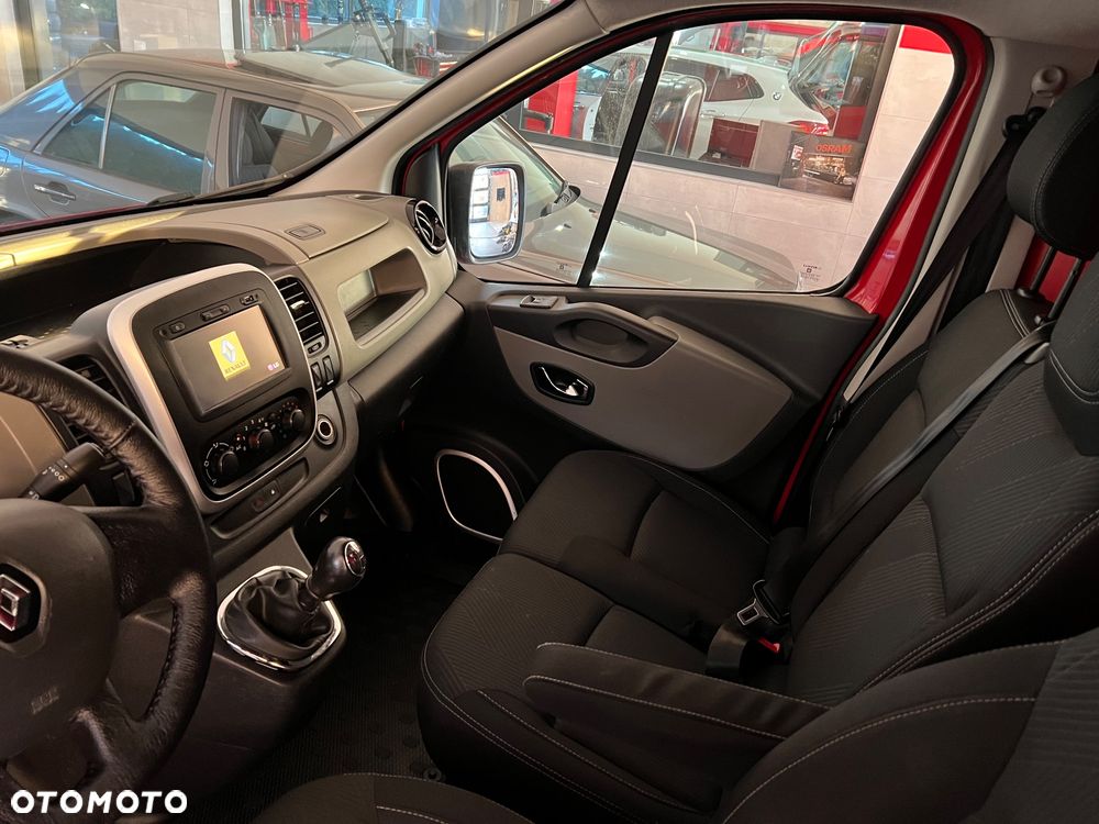 Renault Trafic - 13