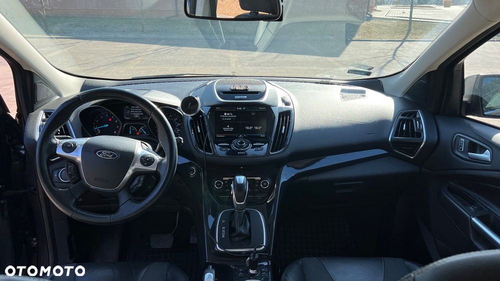 Ford Escape 2.0 EcoBoost FWD Titanium - 9