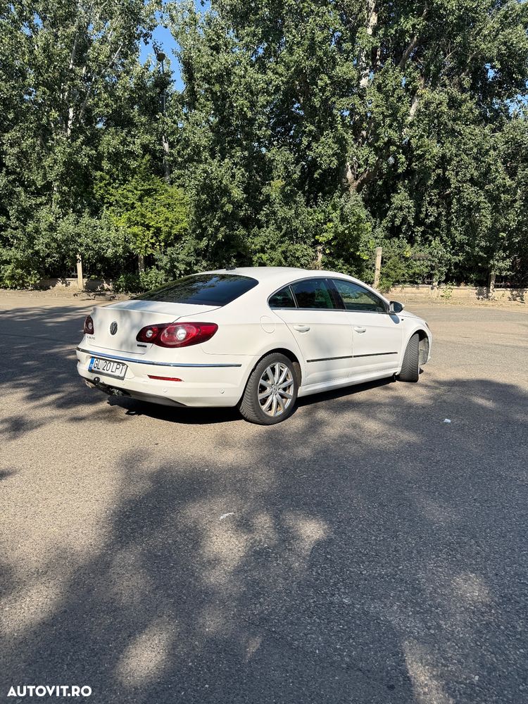 Volkswagen Passat CC 2.0 TDI BlueMotion Technology DSG - 2