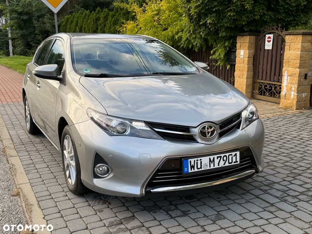 Toyota Auris - 17