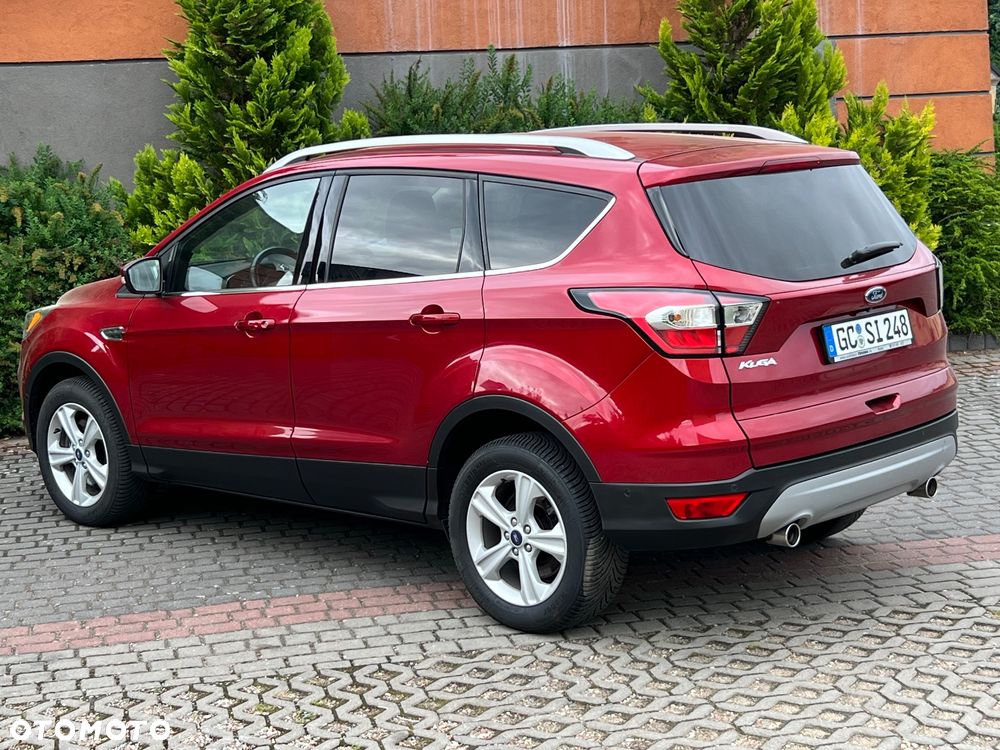 Ford Kuga 2.0 TDCi 2x4 Titanium - 8