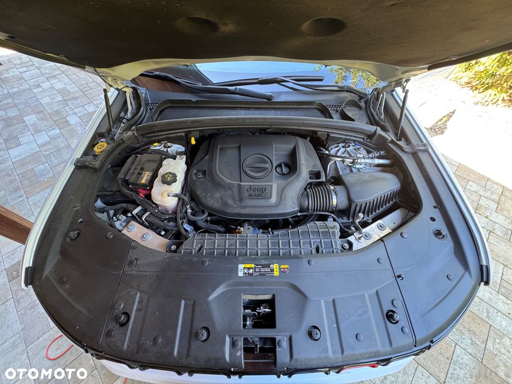 Jeep Grand Cherokee - 39