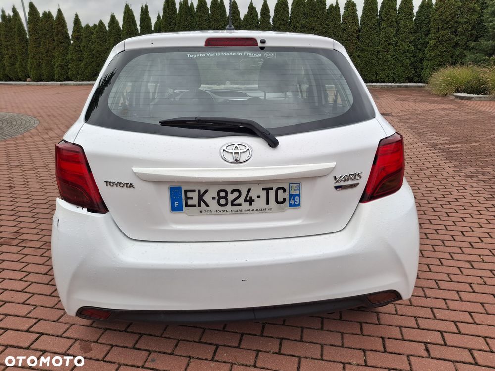 Toyota Yaris 2017 photo 4