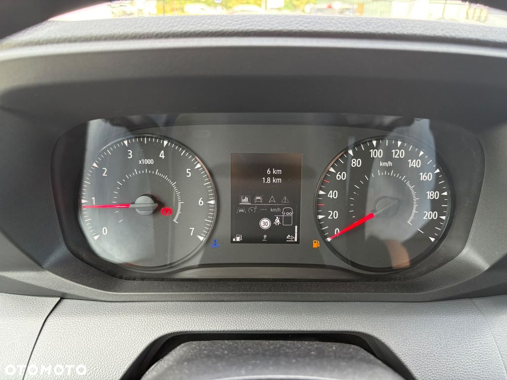 Renault nowy Master kontener izotermiczny 8 EP - 15