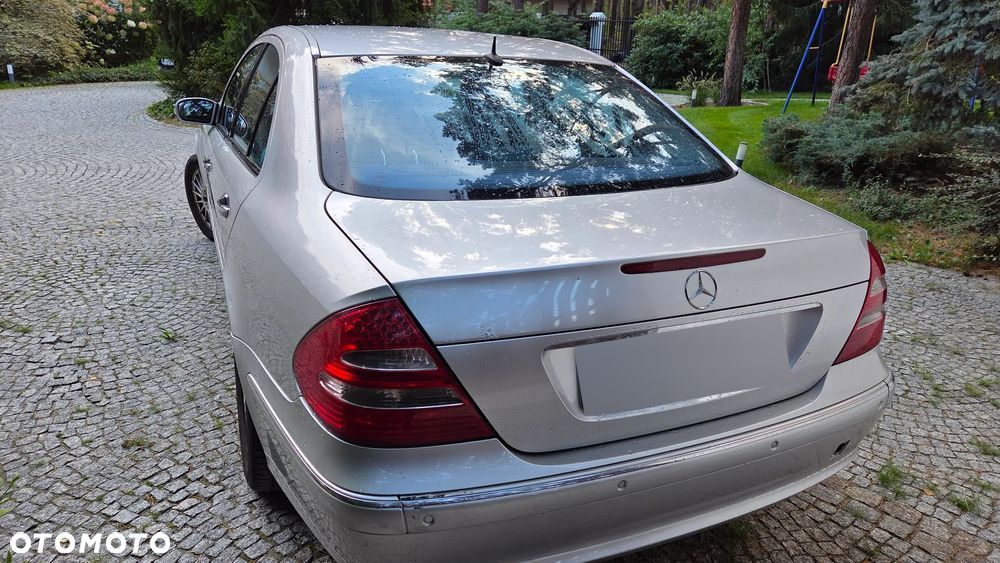 Mercedes-Benz Klasa E 320 T 4Matic Avantgarde - 1