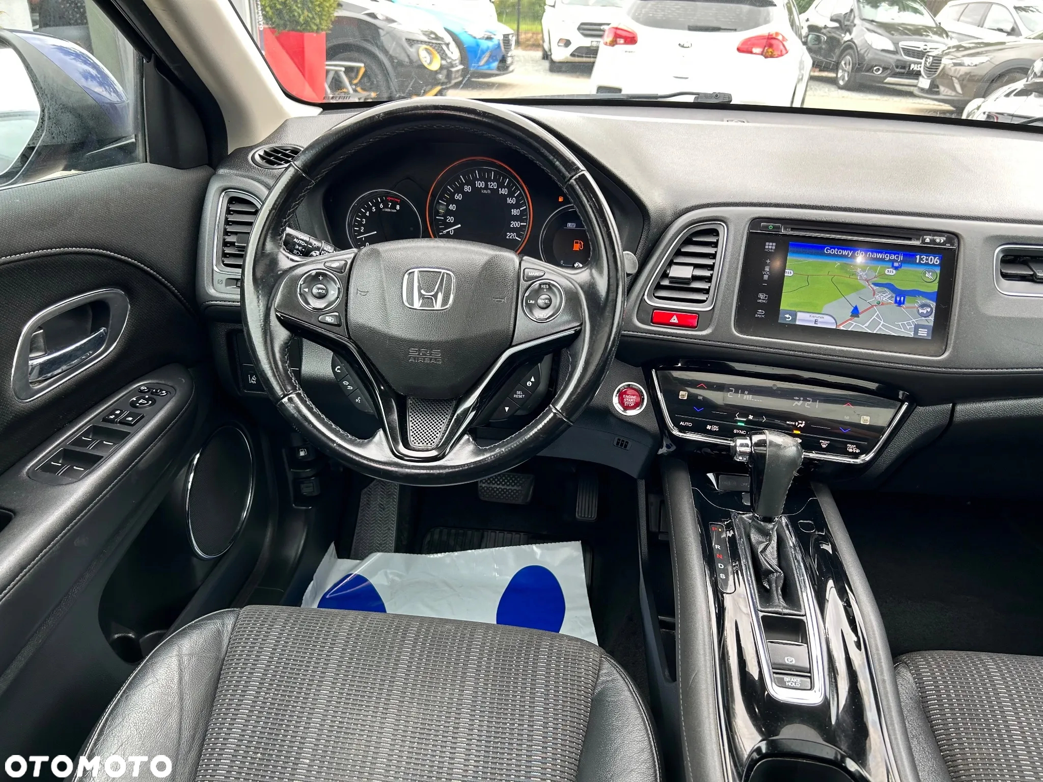 Honda HR-V 1.5 i-VTEC CVT Executive - 23