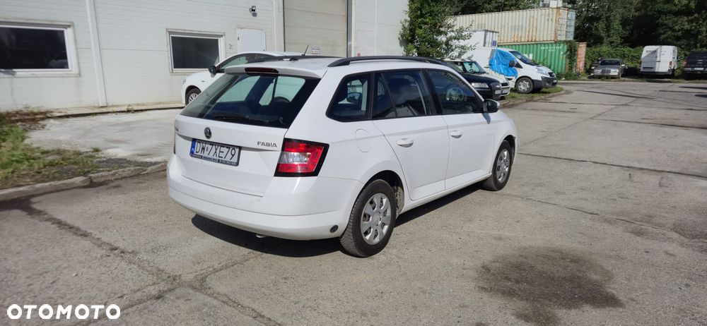 Skoda Fabia 1.0 Ambition - 6