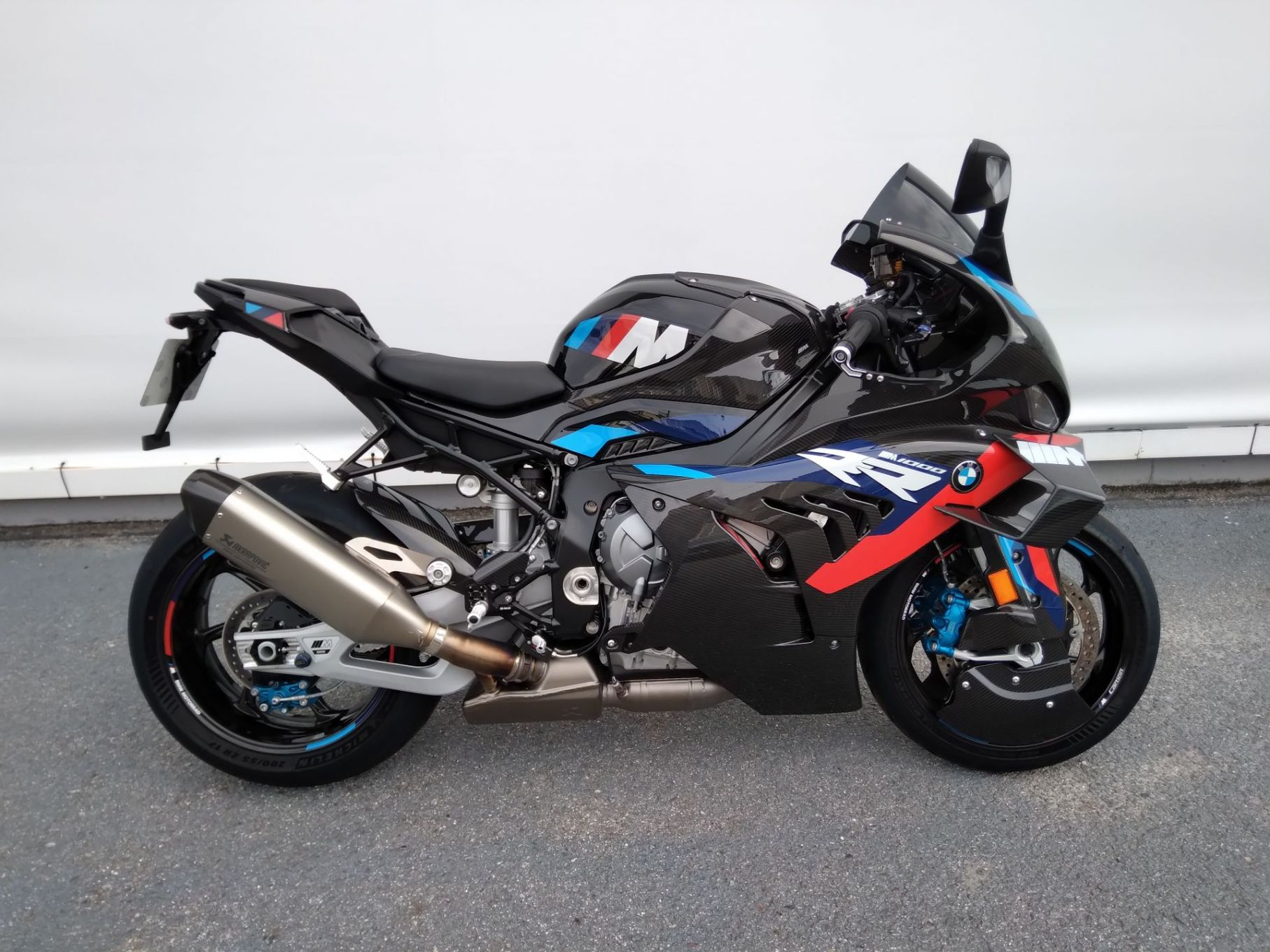 BMW M 1000 RR Pack Competition - 3