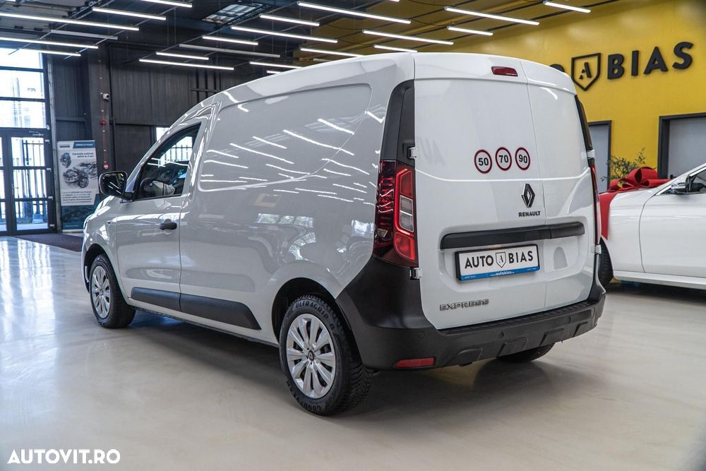 Renault Express - 6
