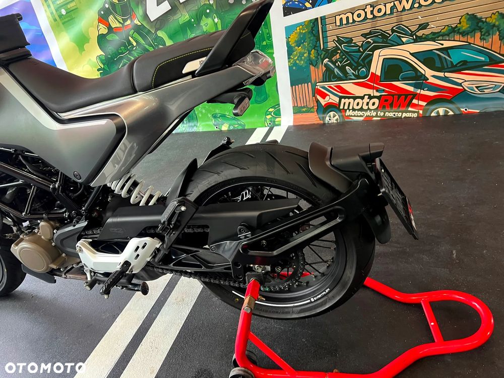 Husqvarna Svartpilen - 21