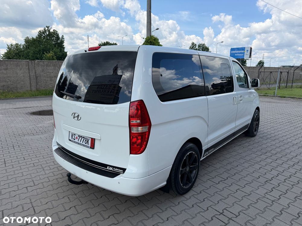 Hyundai H-1 Cargo teilverglast HK - 9