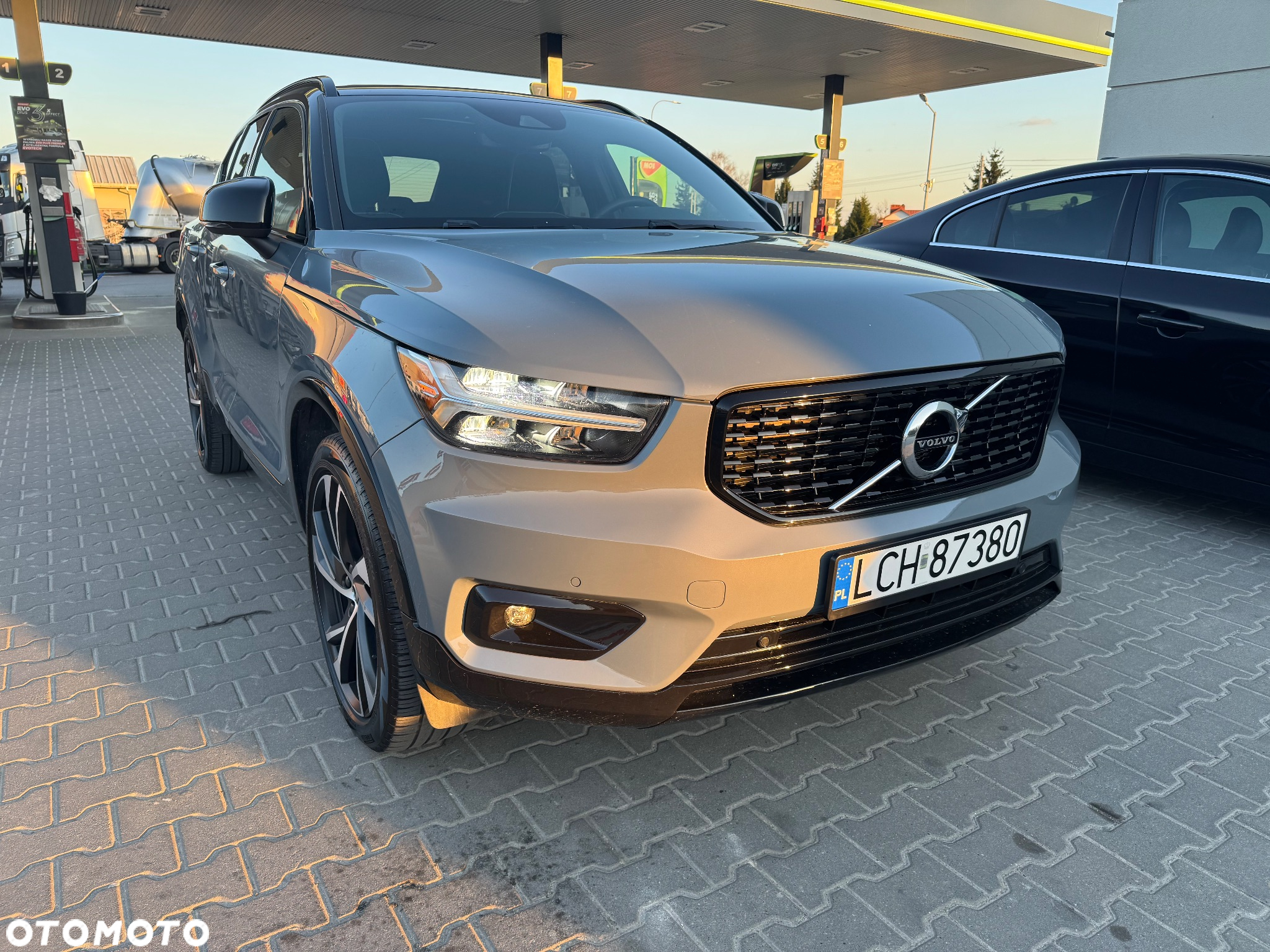 Volvo XC 40 T5 AWD R-Design - 2