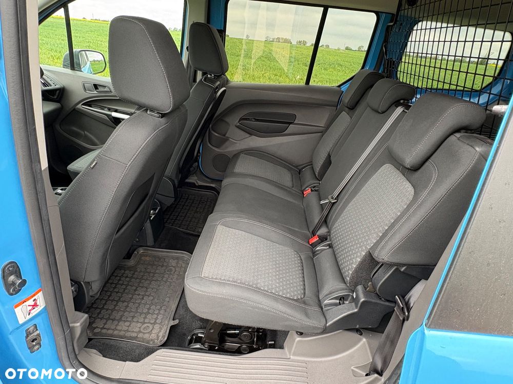 Ford Transit Connect - 11
