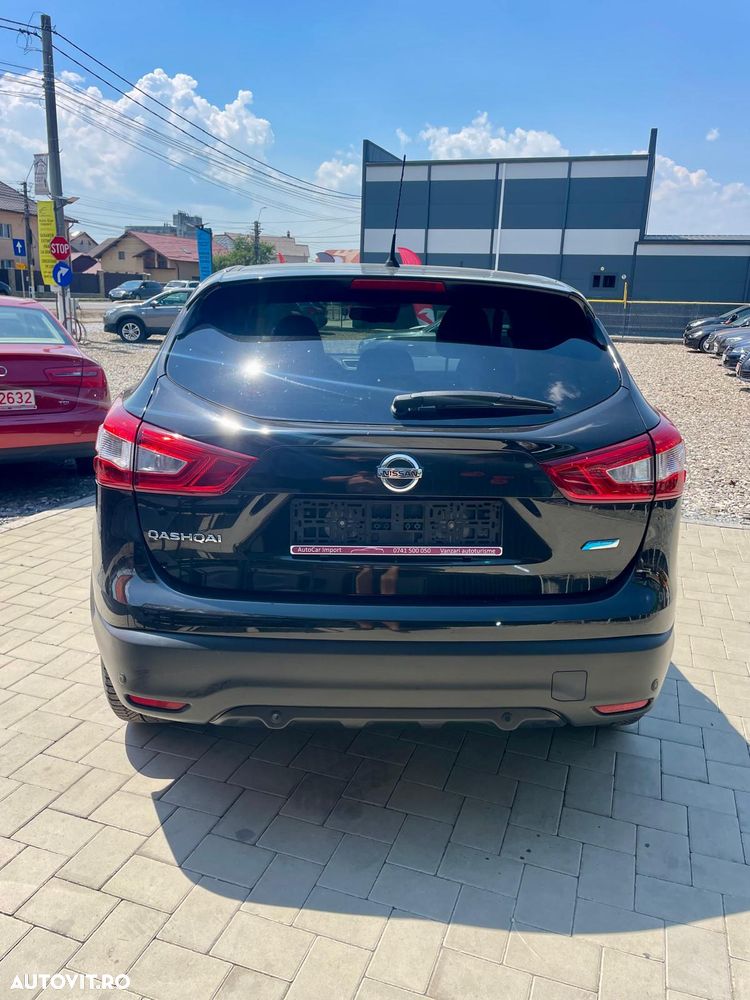 Nissan Qashqai 1.5 dCi DPF 360 - 15