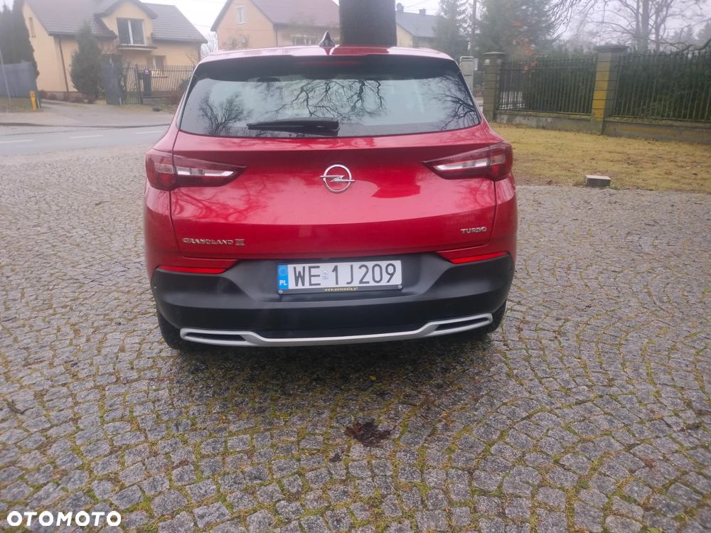 Opel Grandland X 1.2 T GPF Design&Tech S&S - 15