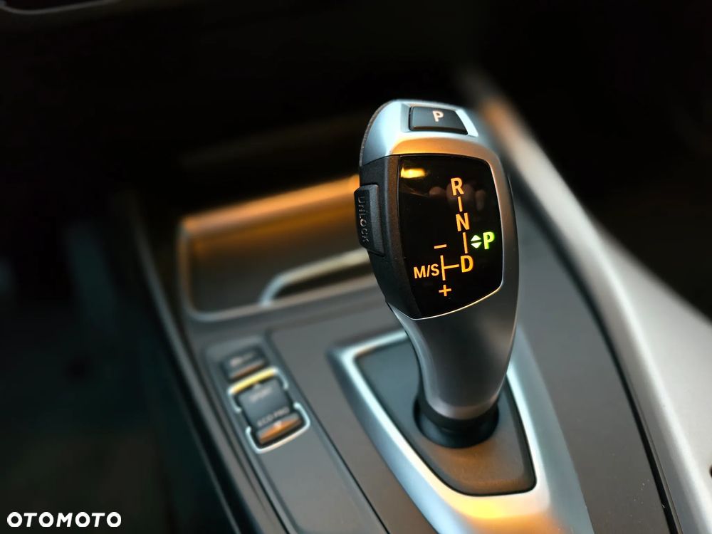 BMW Seria 1 118i Business Edition - 17