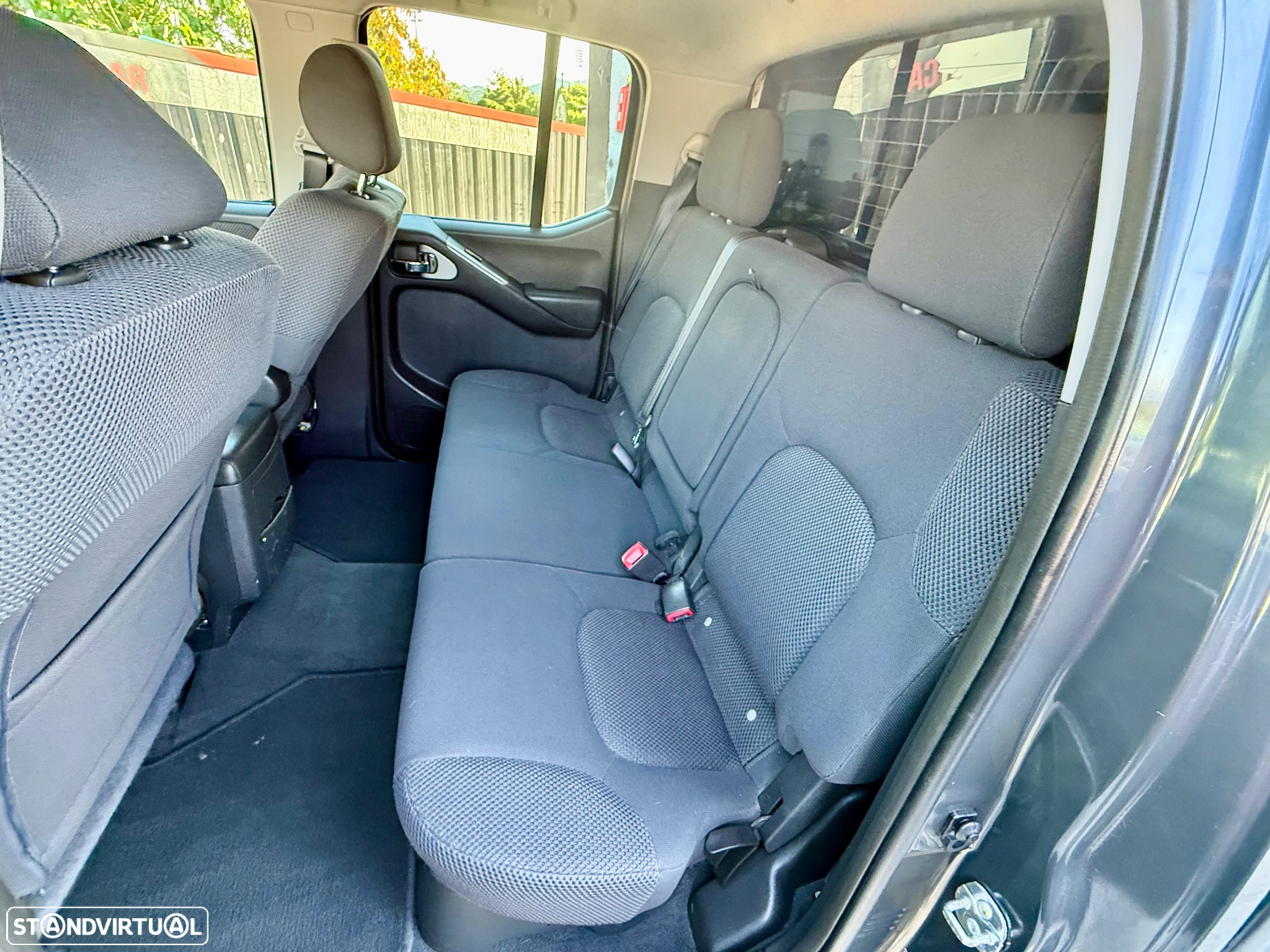Nissan Navara 2.5 dCi CD LE Premium - 7