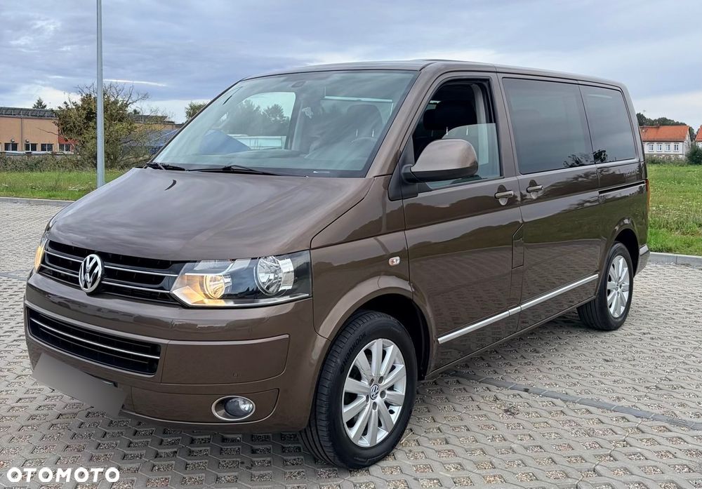 Volkswagen Multivan - 1