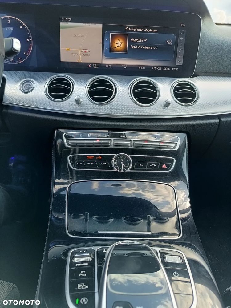 Mercedes-Benz Klasa E - 14