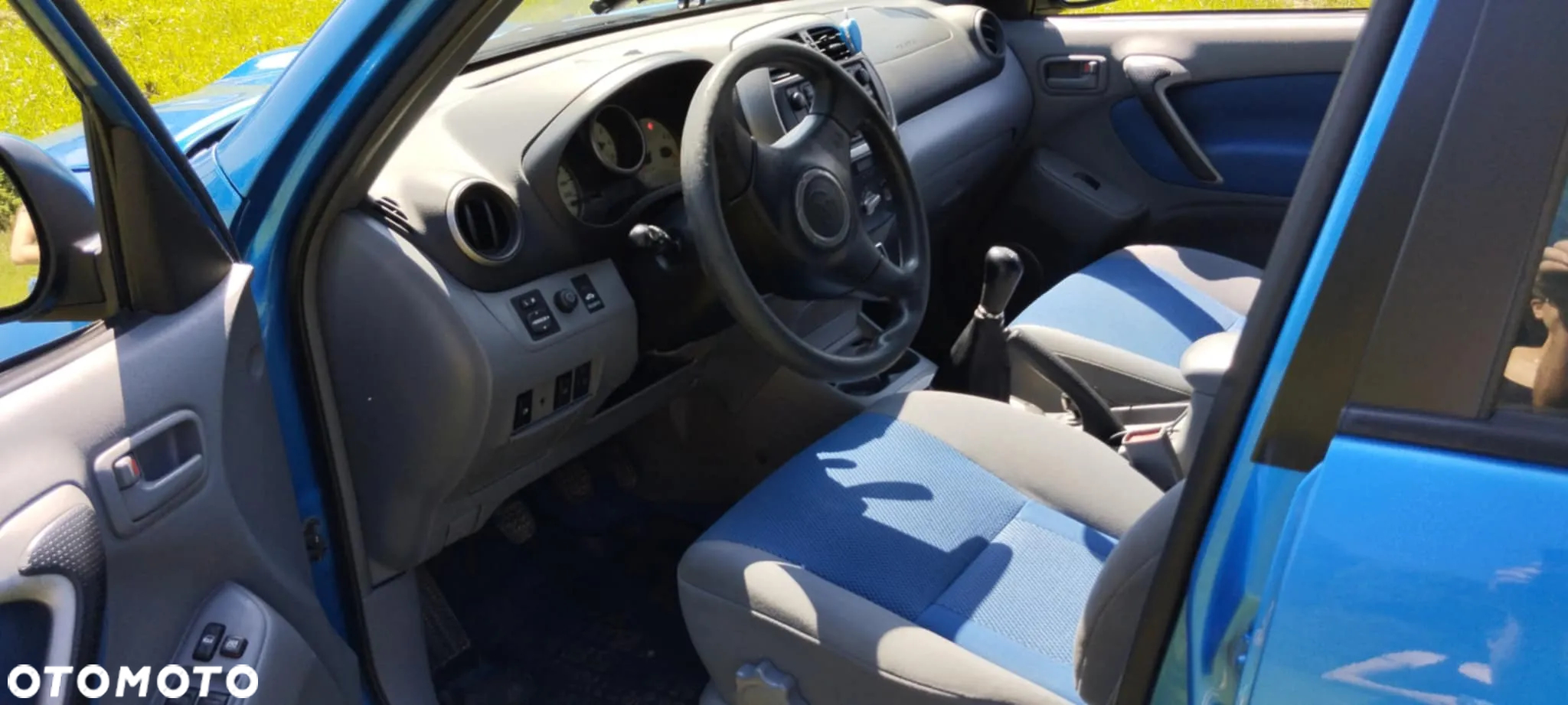 Toyota RAV4 2.0 D-4D 4x4 - 5