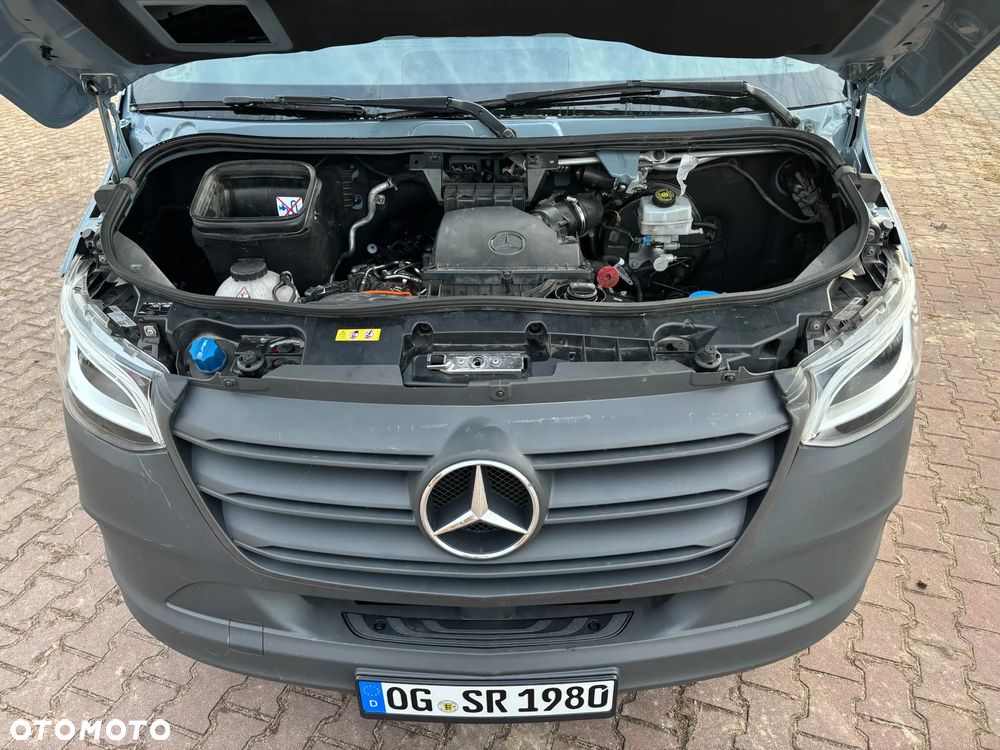 Mercedes-Benz Sprinter - 18
