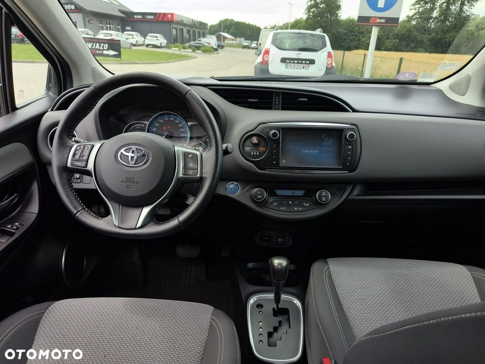 Toyota Yaris - 11