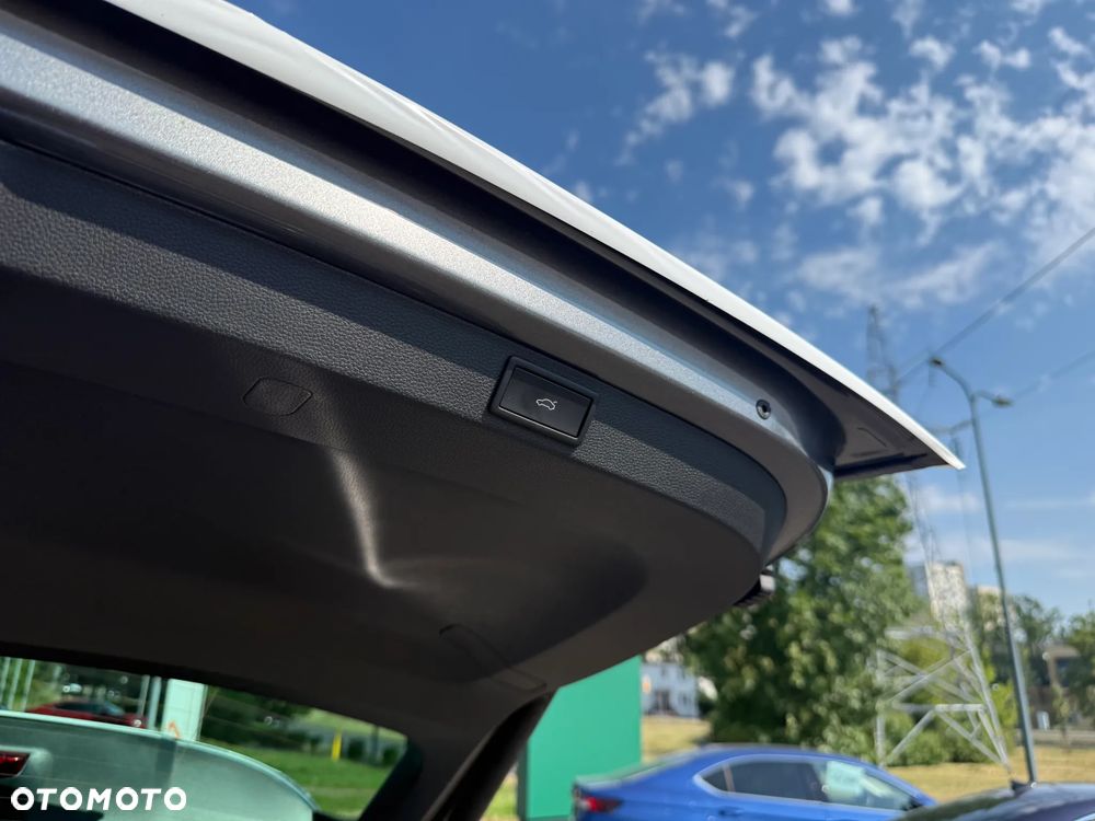 Skoda Karoq 1.5 TSI ACT Sportline DSG - 9