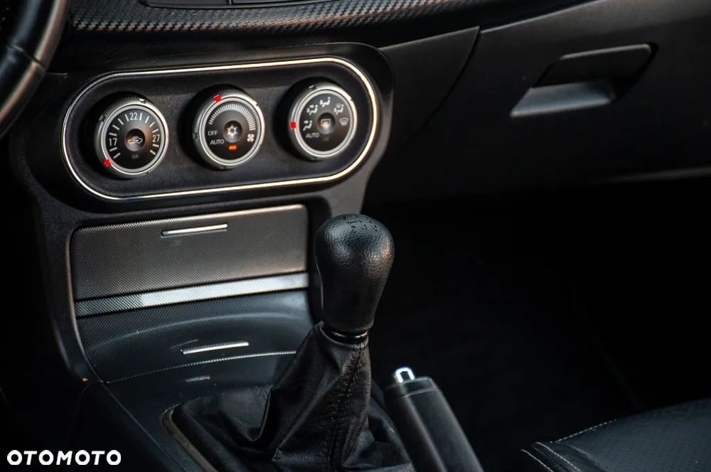 Mitsubishi Lancer 1.8 Instyle NAVI - 33