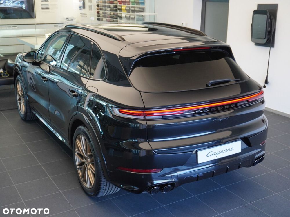 Porsche Cayenne E-Hybrid PHEV Black Edition - 19
