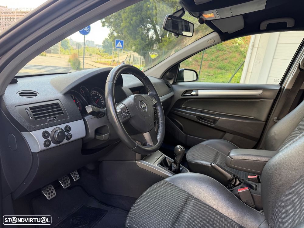 Opel Astra 1.7 CDTI Cosmo M6 - 11
