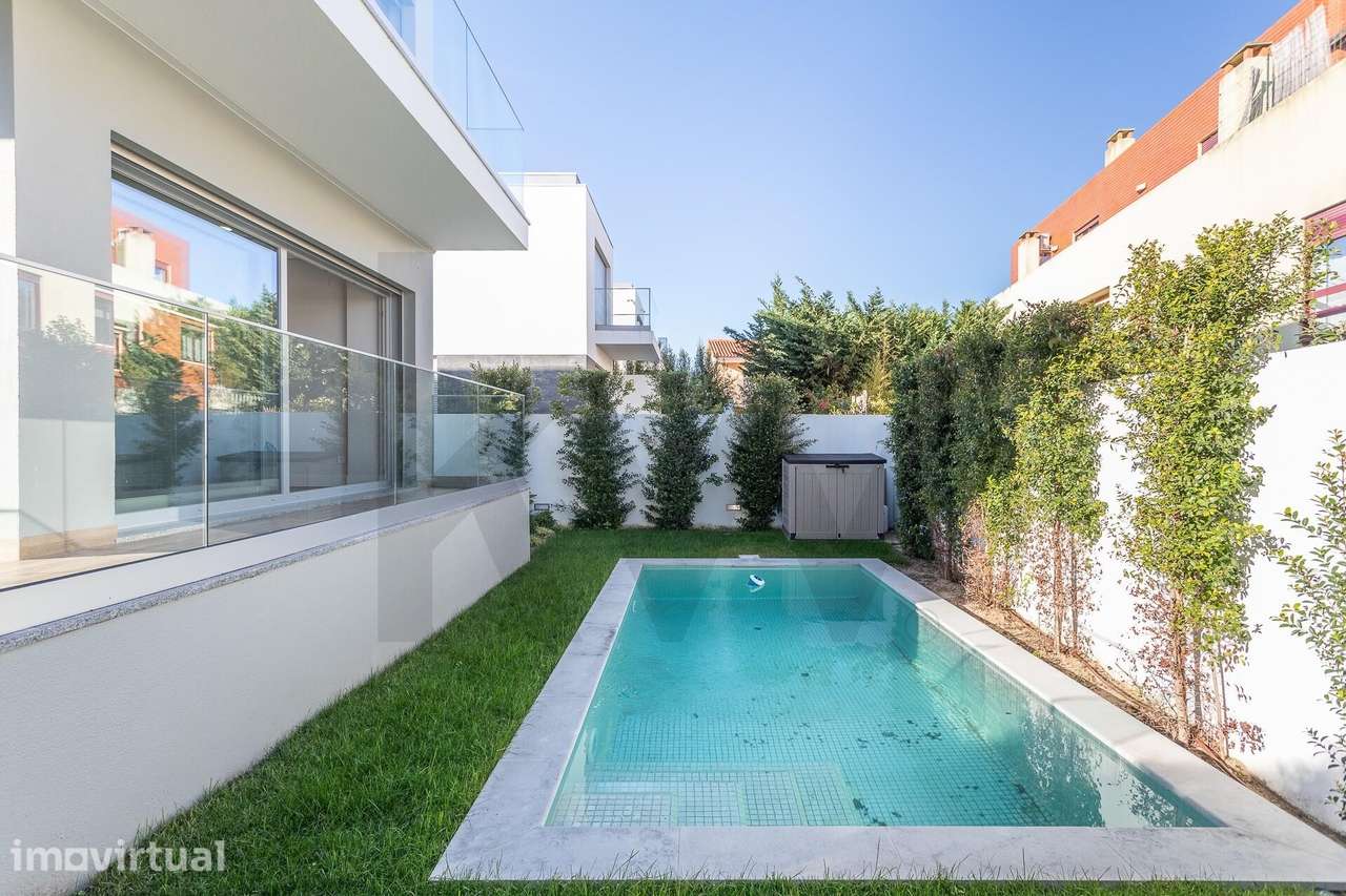Moradia T3+1 Central com Piscina - Grande imagem: 2/31