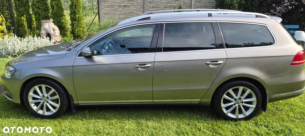Volkswagen Passat 2.0 TDI Highline DSG - 8