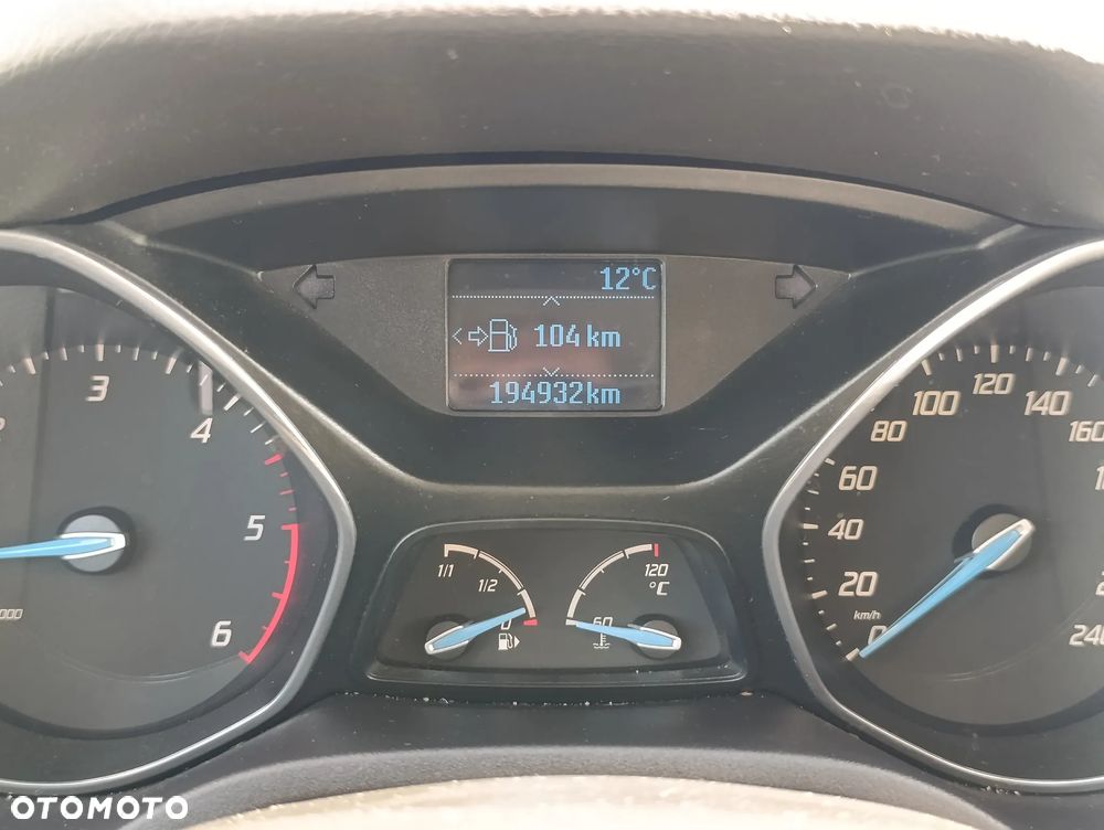Ford Focus 1.6 TDCi DPF Ambiente - 8