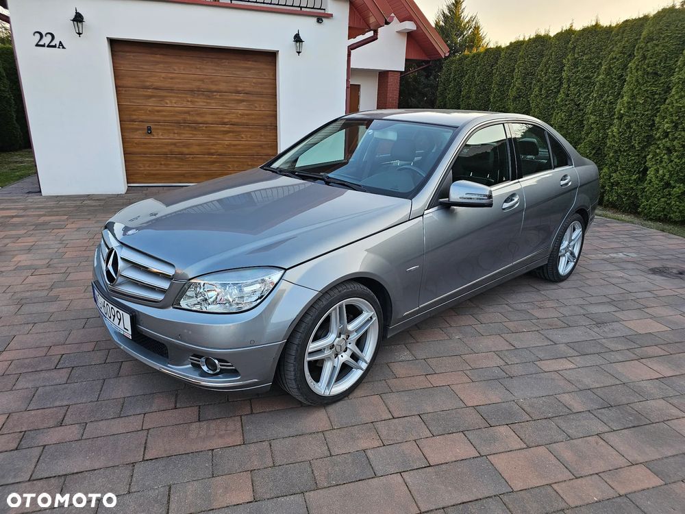 Mercedes-Benz Klasa C 180 CGI Automatik BlueEFFICIENCY - 3