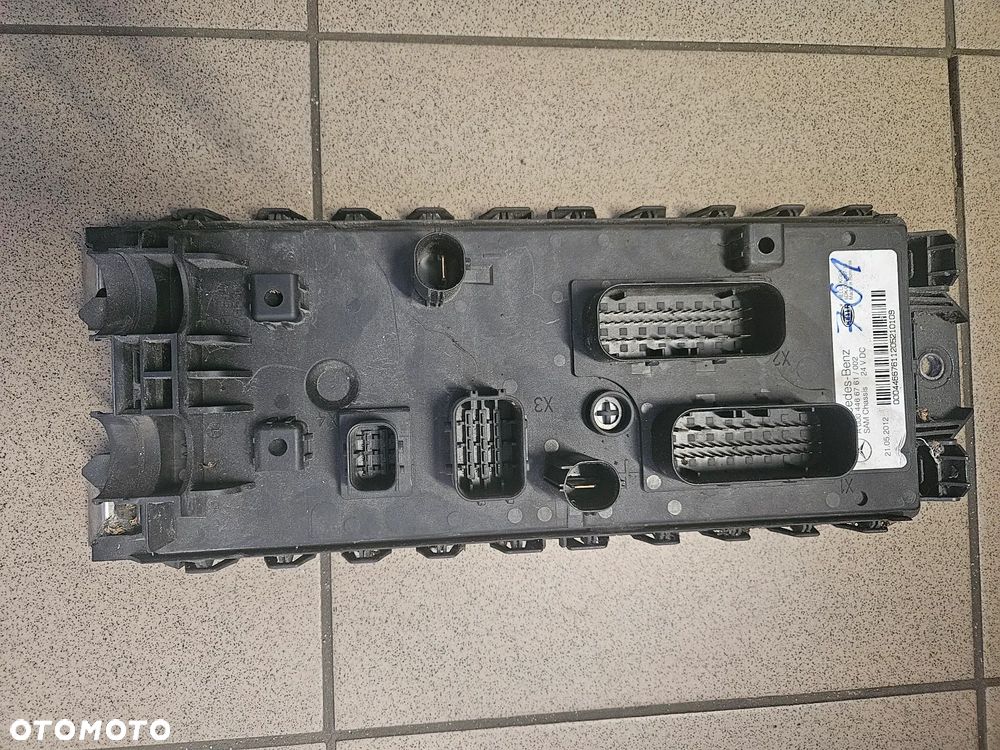 Sterownik Komputer Moduł świateł A0004467961 A0004466761 Mercedes MP - 1