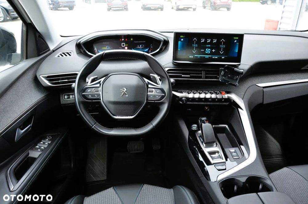 Peugeot 3008 1.6 PureTech Hybrid4 PHEV Allure S&S EAT8 - 18