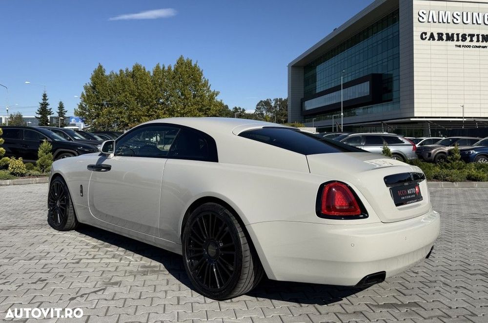Rolls-Royce Wraith - 6
